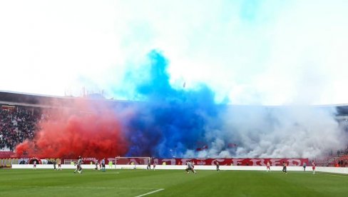 ХИТНО СЕ ОГЛАСИЛЕ ДЕЛИЈЕ: Пун стадион и кореографија у знак подршке Русији