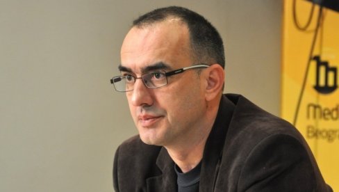ZA GOVOR MRŽNJE - OTKAZ: Novosadski studenti traže da se profesor Dinko Gruhonjić sankcioniše i najavljuju blokadu fakulteta
