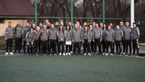 UEFA U MARTU ODRŽALA EDUKATIVNI SEMINAR U STAROJ PAZOVI: Projekti bazičnog fudbala za bolje sutra