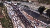 IZBORI U JERUSALIMU: Stotine ljudi okupilo se ispred Kneseta druge noći predizbornih protesta (VIDEO)