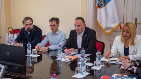BIĆE REALIZOVANO VIŠE OD STOTINU PROGRAMA: Prvi radni sastanak tima Zrenjanin - nacionalna prestonica kulture (FOTO)