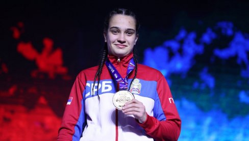 OČEKUJTE I OLIMPIJSKU MEDALJU! Sara Ćirković presrećna što je na debiju postala šampiona Evrope u boksu