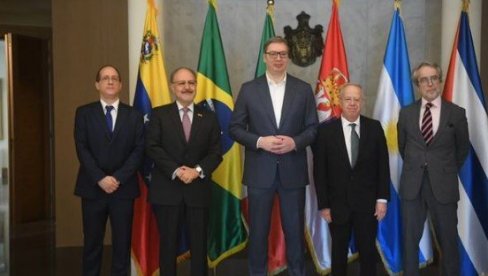 RAZGOVOR O POSLEDICAMA USVAJANJA REZOLUCIJE PO STABILNOST REGIONA: Predsednik Vučić sa ambasadorima južnoameričkih zemalja (FOTO)