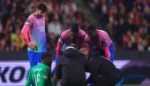 VELIKI PROBLEM ZA FRANCUSKU: Povredio se prvi golman Galskih petlova pred Evropsko prvenstvo